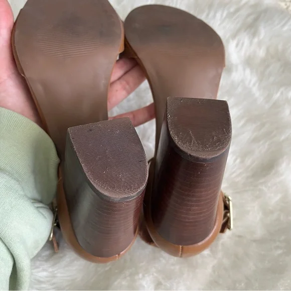 Steve Madden Brown Block Heel Sandals - Picture 11 of 11